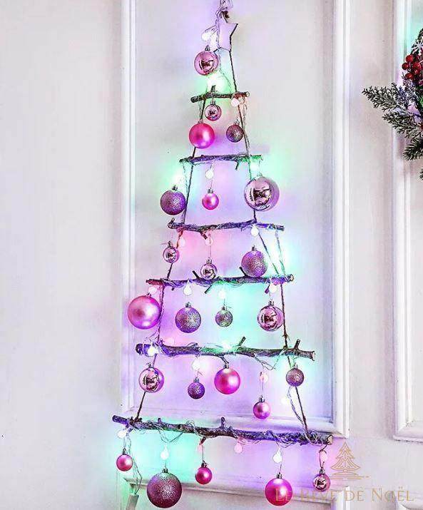 Sapin de noël mural lumineux rose