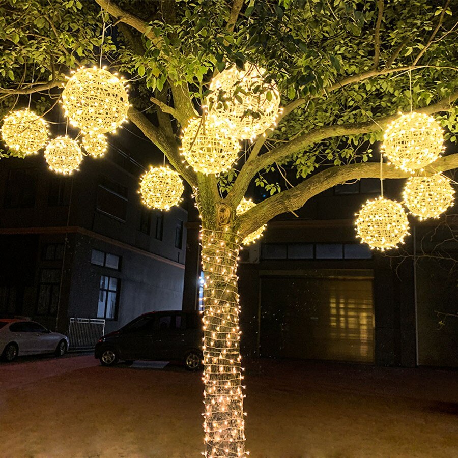 Guirlande boule extérieure lumineuse - Blanc chaud – Le rêve de Noël