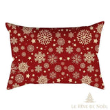 Housse de coussin à motif flocons de neige et étoiles beiges sur fond rouge uni