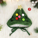 Bonnet sapin vert taille S, pompons multicolores et étoile dorée au sommet, posé à plat