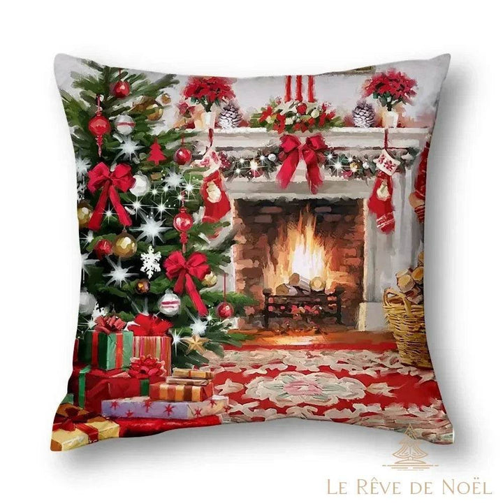 Housse de coussin carrée imprimée : cheminée allumée avec chaussettes, sapin décoré et cadeaux