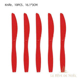Cinq couteaux jetables en plastique rouge à lame crantée, sur fond blanc, lot de 10 pièces