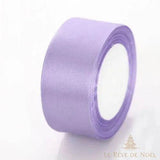 Ruban satin de Noël mauve lilas pâle, bobine vue de trois quarts