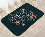 Tapis vert foncé posé au sol : texte Be Merry at Christmas entouré de clochettes et de houx