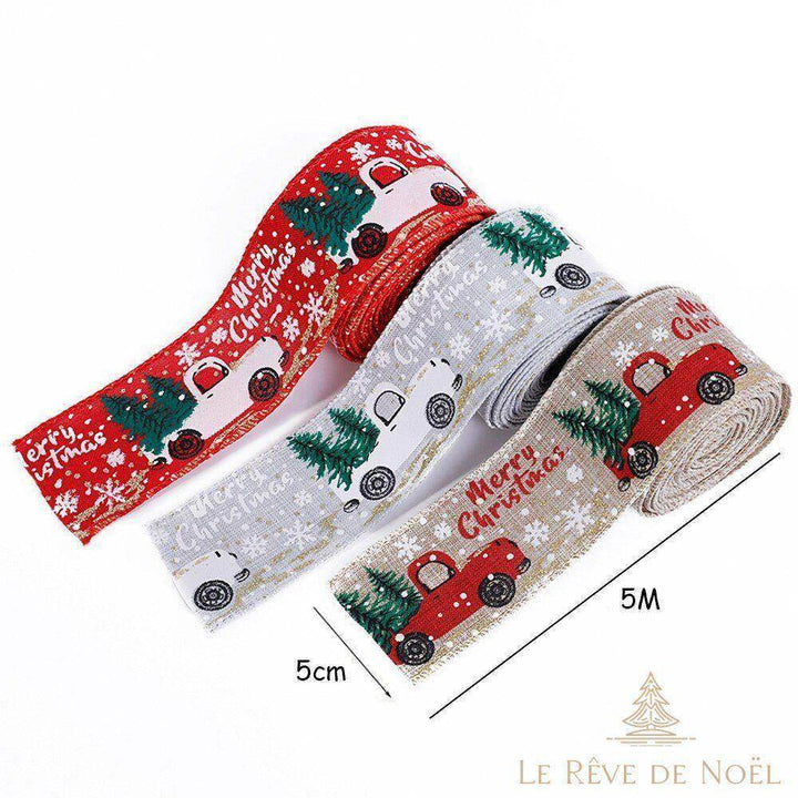 Trois rubans de Noël déroulés en diagonale (rouge, gris et beige), motif camionnette, 5 cm sur 5 m