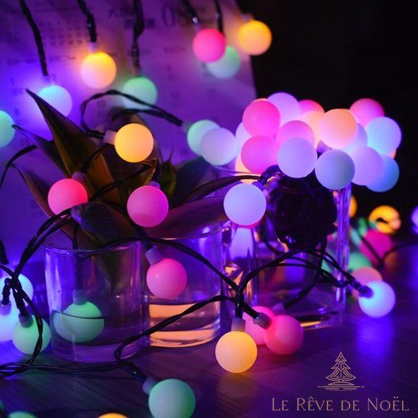 Guirlande lumineuse à boules multicolores
